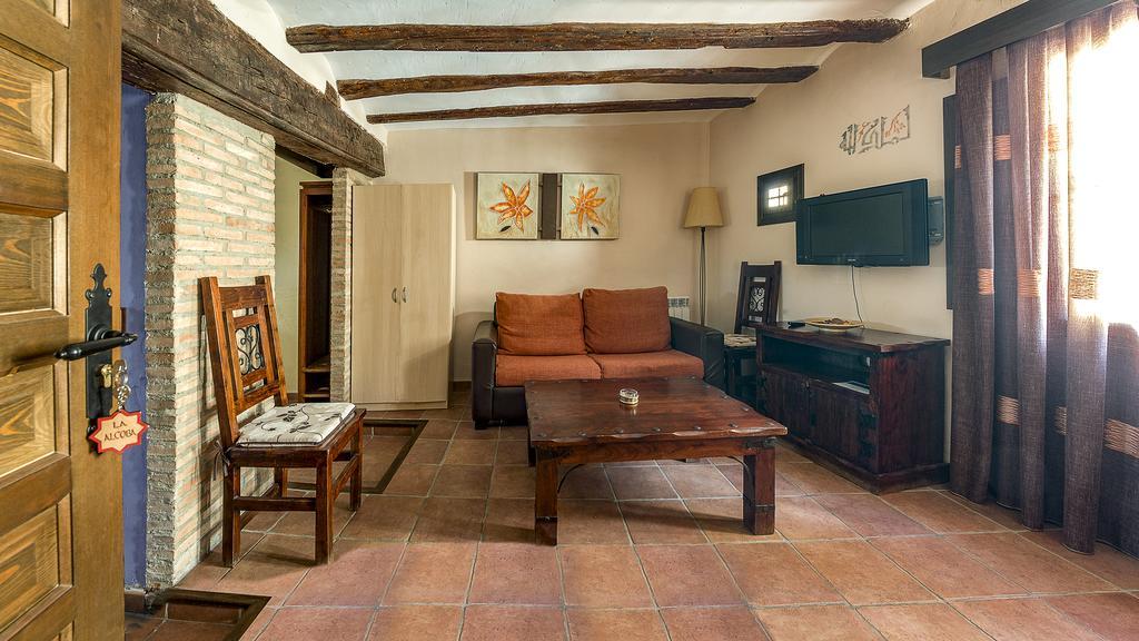 Apartamentos Los Aljezares Gea de Albarracín Exterior photo